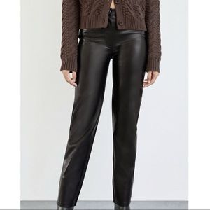 Aritizia High Waisted Melina Vegan Leather Pant